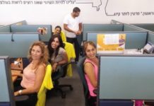 La societe TARGET CALL continue de se développer.