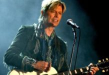 L’année commence vraiment mal, Le chanteur David Bowie est mort