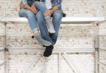 Il a 700 ans et nous colle toujours autant à la peau !