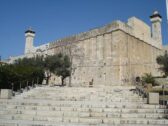 Israël prend le contrôle du Caveau des Patriarches