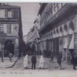 rue_bab-azoun_a_alger_en_1904_avec_annonces_de_conferences