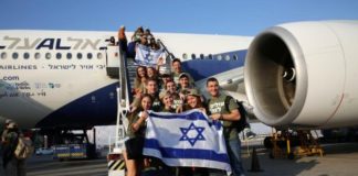 USA : depuis le début de la pandémie de coronavirus, plus de 2000 personnes ont fait leur aliya pourquoi ?