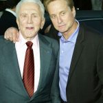 michael-douglas-et-son-kirk-douglas-a-lo-950×0-2