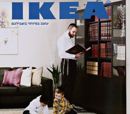 Pour séduire les consommateurs ultra-orthodoxes, IKEA se tourne vers l’inspiration casher !!!