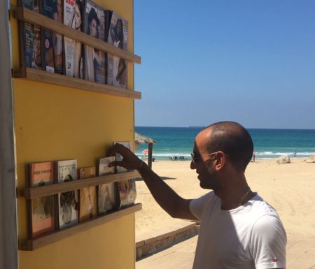 De la maison à la plage – collecte de livres et de magazines
