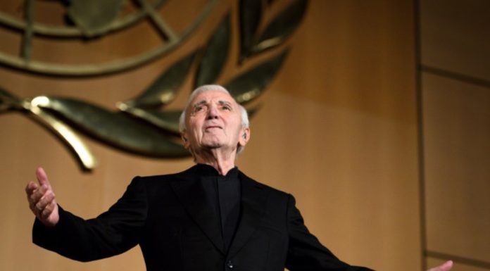 Triste nouvelle en ce lundi soir : Charles Aznavour, monument de la chanson nous a quitté à l’age de 94 ans !