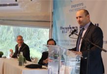 Bennett :  «À partir d’aujourd’hui, je suis le ministre français du gouvernement» !