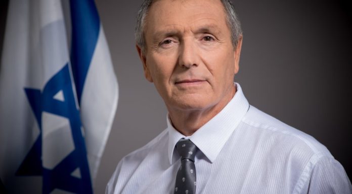 On donne tous 6 points à Albert Levy aux primaires ouvertes de « Zehout »