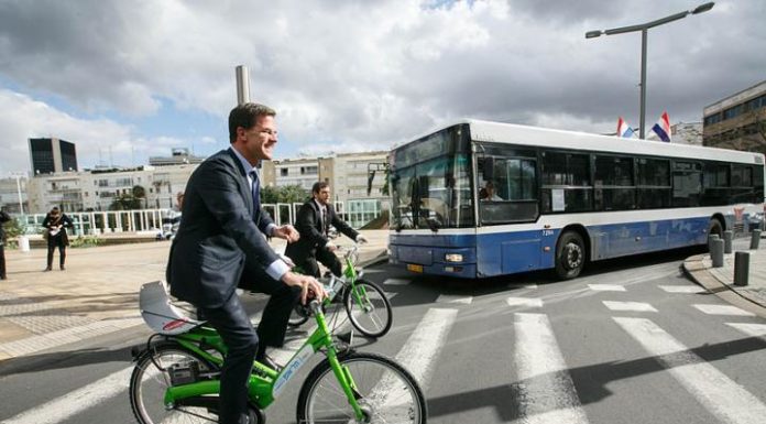 Selon un rapport, plus de 10% des israéliens utilisent tous les jours des vélos et des scooters électriques