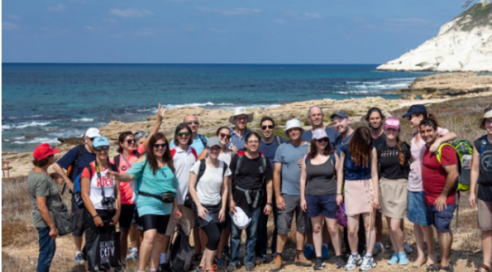 Découvrez plusieurs groupes de randonneurs qui vous offrent des moyens d’explorer Israël !