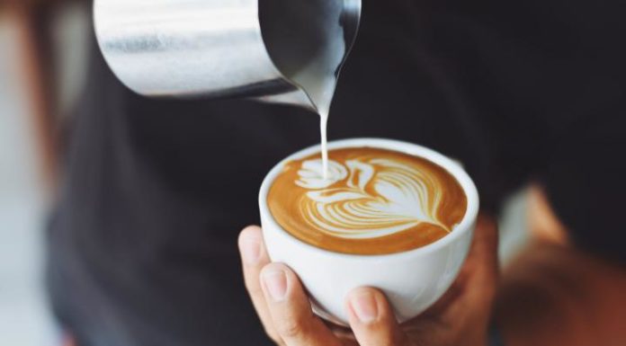 Les israéliens boivent environ trois milliards de tasses de café par an !