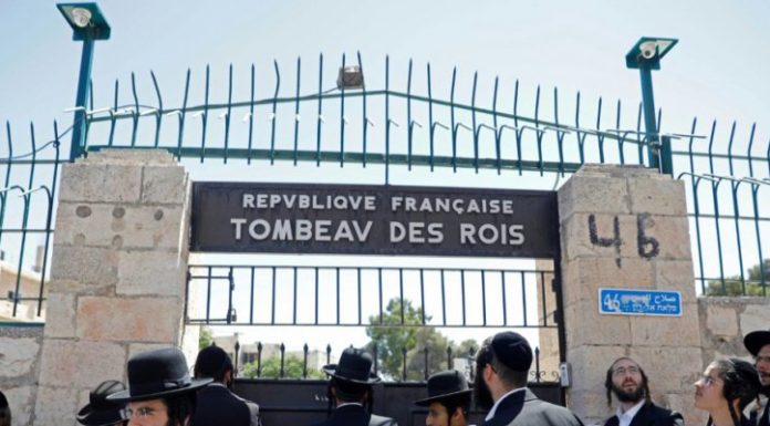 Comment la France s’est accaparée des sites Juifs avec l’aide des Ottomans l’occupant illégal !