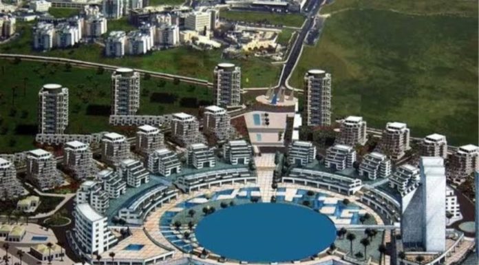 Cinq ans après l’approbation du projet, le lac de la marina est désormais ouvert à tous, même la nuit.