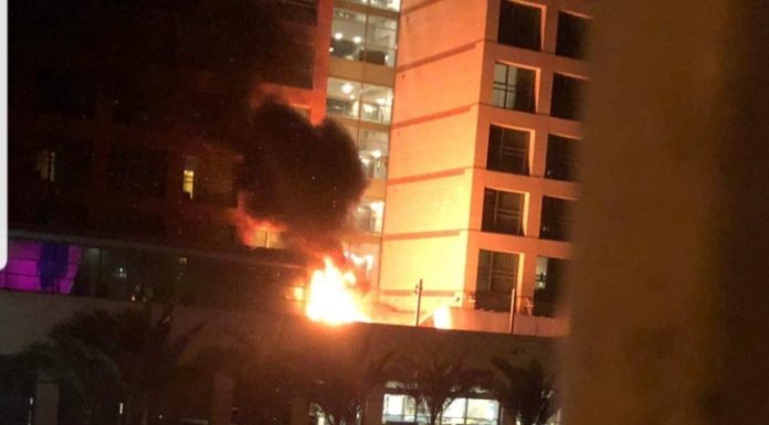 Ashdod : un incendie s’est déclaré près du restaurant Tiramisu de l’hôtel Leonardo