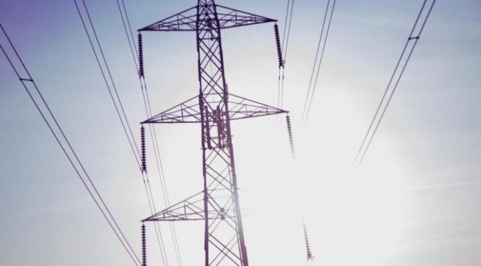 Les tarifs d’électricité en Israël vont baisser en 2020