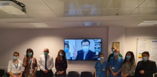 Vidéoconférence entre des médecins chinois et israéliens (Assuta Ashdod) sur la lutte contre le COVID-19