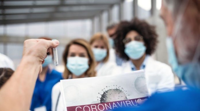 Ministère de la Santé Israël : « Mettez des masques, préparez-vous aux nouveaux vaccins