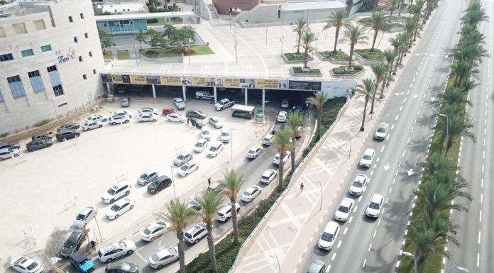 Ashdod : station de tests combinées installée aujourd’hui sur le parking du Mishkan (25-11-2020)