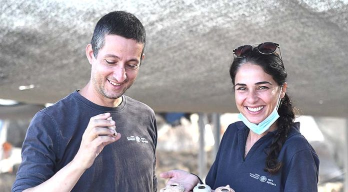 L’un des plus grands ateliers de lampes à huile jamais découverts à Beit Shemesh