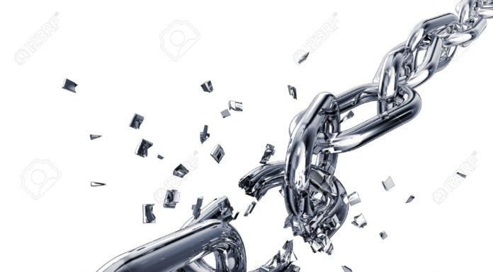 BRISONS LEURS CHAINES par Rony Akrich