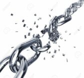 BRISONS LEURS CHAINES par Rony Akrich