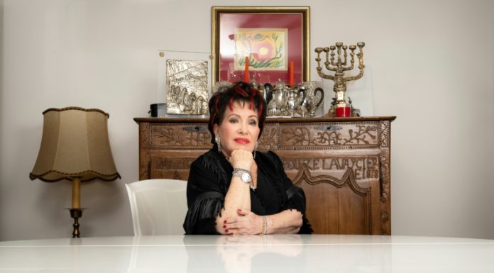 Rika Zaraï nous a quitté à l’age de 82 ans, elle nous laisse un bouquet de chansons impérissables
