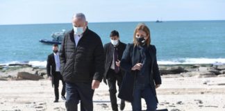 Après le déversement d’hydrocarbures en Méditerranée, le ministère de la Santé déclare que le poisson est de nouveau consommable