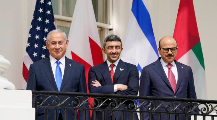 Quatre de plus : Israël en pourparler pour des accords de paix avec 4 pays arabes