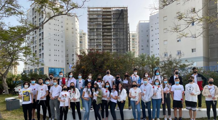 Les étudiants d’Ashdod se souviennent des survivants de l’Holocauste