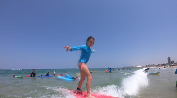 Keytana : Apprenez à surfer sur les vagues des rives d’Ashdod