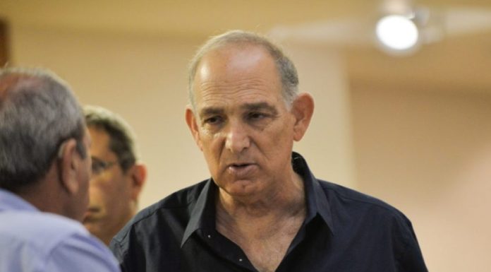 La municipalité d’Ashdod a oublié 40% des personnes âgées de la ville, pendant le Corona selon un rapport de l’auditeur municipal