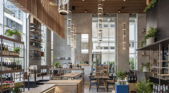 Mi-restaurant, mi-institut de recherche, mi-incubateur et mi-archives, la bibliothèque culinaire d’Asif rassemble les gens par la nourriture