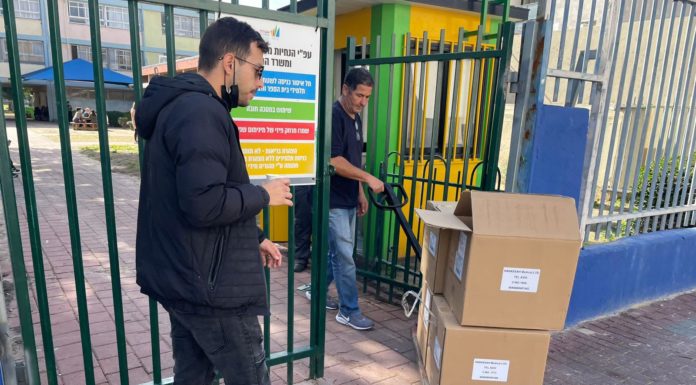 Ashdod : Opération distribution de tests antigéniques pour chaque enfant