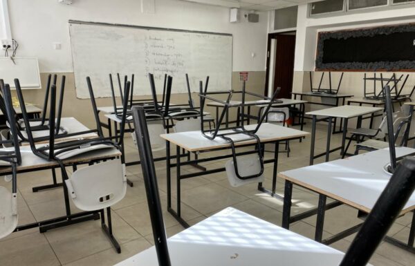 A deux semaines de la rentrée, les organisations d’enseignants menacent de faire grève