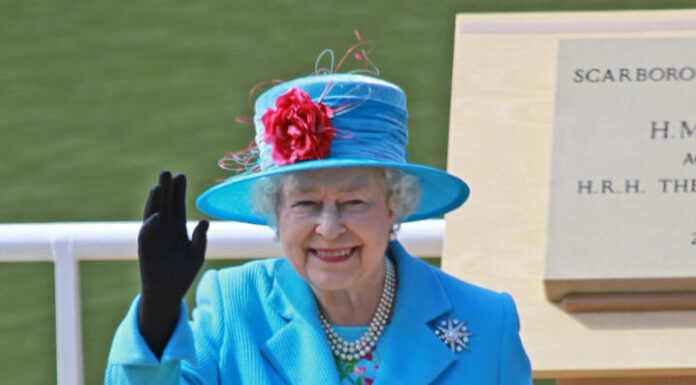 Elizabeth II s’est éteinte le 8 septembre 2022, à l’âge de 96 ans, a annoncé Buckingham Palace.