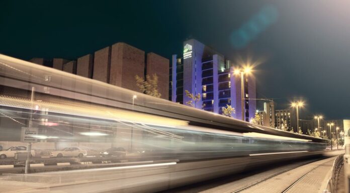 Israël : Le tramway de Tel Aviv va profaner le sabbat, annonce Merav Michaeli, ministre des transports