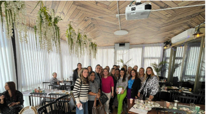 Ashdod : 80 femmes et une famille