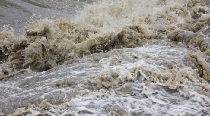 Un temps orageux et de fortes pluies sont attendus dans tout Israël, ce qui fait craindre des crues soudaines