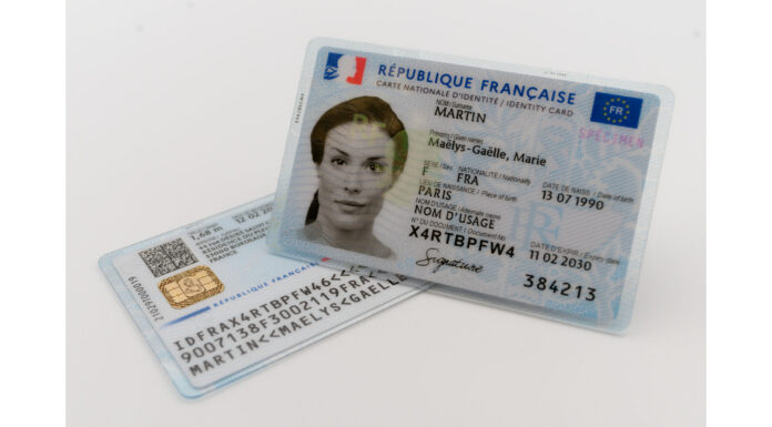 Où voyager avec une carte nationale d’identité francaise ?