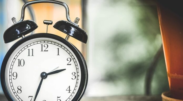 Le passage à l’heure d’hiver repoussé à cause de la guerre ?