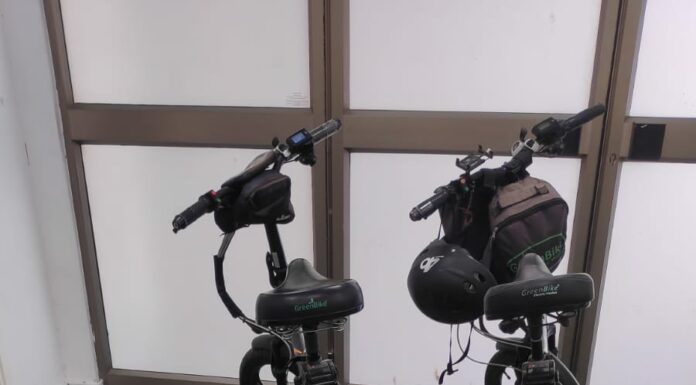 Ashdod – Plaques d’identification sur les vélos et les trottinettes électriques