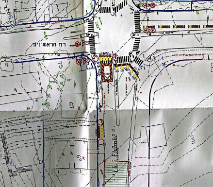 Pose d’une conduite de drainage dans la rue Jabotinsky à Ashdod