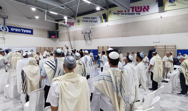 Vous avez une place à Kippour » : des milliers d’Ashdodim participeront au projet « Synagogue ouverte » des maisons Habad