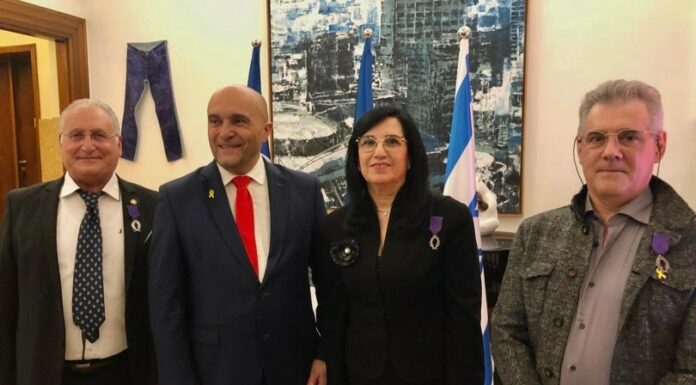 Ambassade – Remise des Palmes Académiques à Maha Abed, Francis Tvi Attali et Guido Lieberman