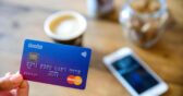 Expatriés - Pourquoi choisir Revolut ? Les avantages d'une banque en ligne innovante !