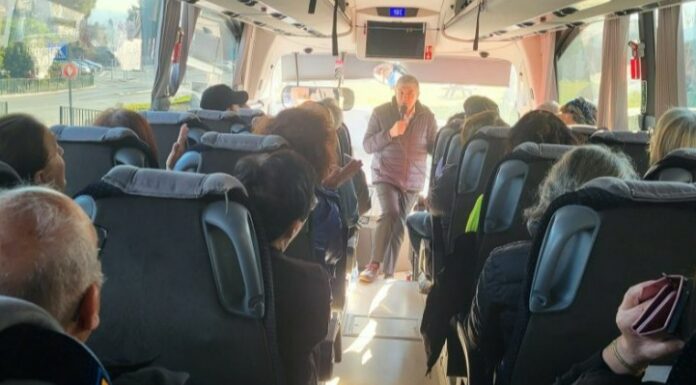 Tiyoulim subventionnés pour tous les séniors en Israël : la nouvelle initiative dont tout le monde parle !!!