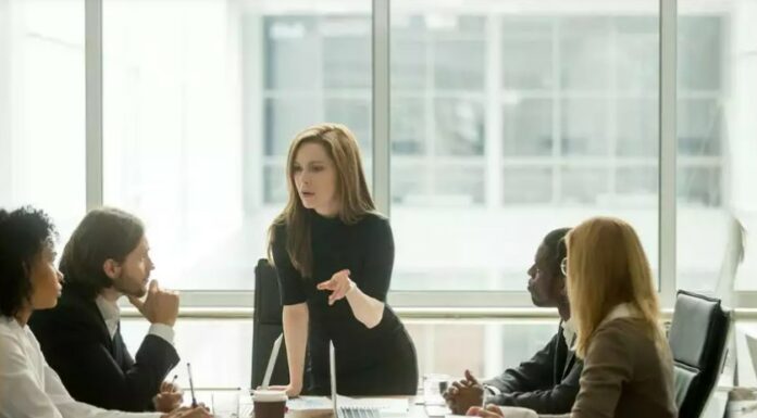 Journée internationale des femmes : l’écart salarial se réduit, mais seul un tiers des travailleurs du secteur de la haute technologie sont des femmes