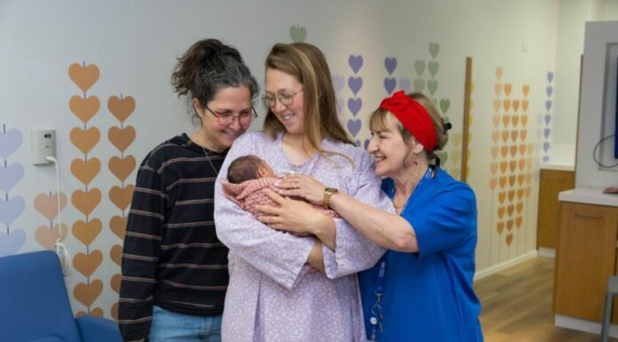 Un événement émouvant et unique en salle d’accouchement : « Je n’aurais jamais imaginé que cela arriverait »
