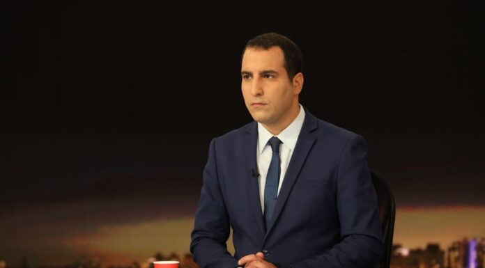 La vérité n’appartient à aucun camp par Rony Akrich