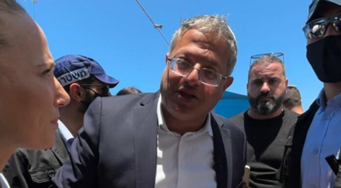 Le ministre Ben Gvir annonce l’ajout de la ville d’Ashdod à la liste des localités éligibles au port d’arme